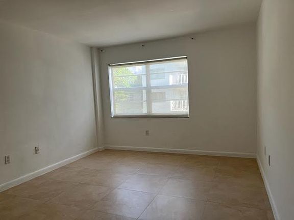 4th image of 1130 11th St APT 2B