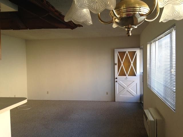 2nd image of 525 Howard St APT B