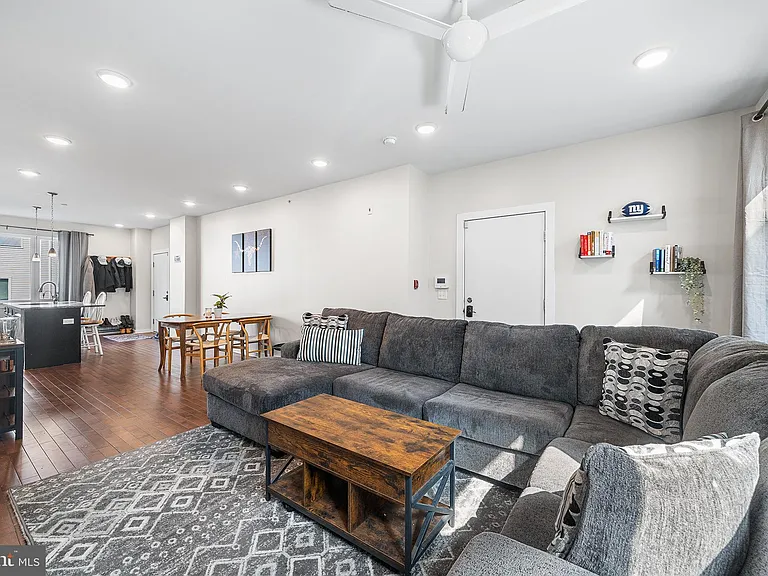 1640 N 5th Ct #29-A — Photo 6
