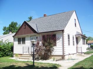 1328 Mackinac Ave, South Milwaukee, WI 53172