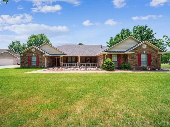 1208 NE 5th St, Pryor, OK 74361