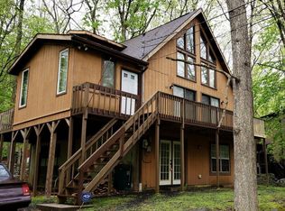 2148 Lansdale Dr, East Stroudsburg, PA
