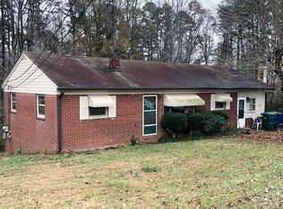 145 Westwood Dr, Mount Airy, NC 27030
