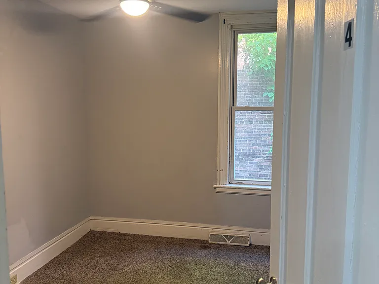 2 Linden Ave #5 — Photo 6