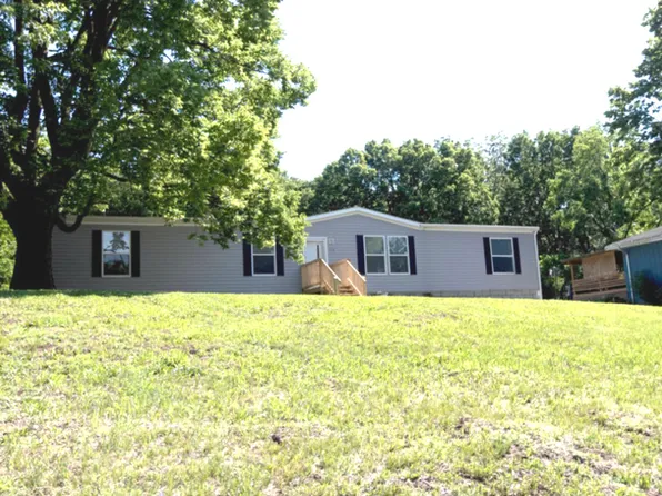 5450 Sand Ridge Rd, Morris, IL 60450