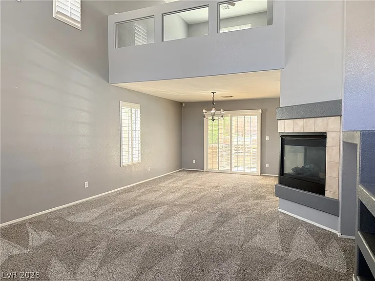 1429 Still Creek Ave — Photo 3