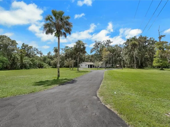 241 20th ST NE, NAPLES, FL 34120