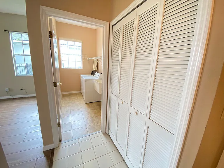 3708 Molona Dr — Photo 23