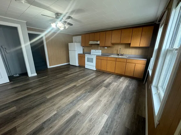 26 28th Rte #7-101, Milton, VT 05468