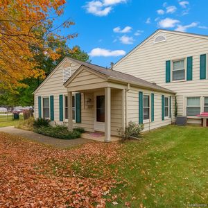 2631 Thornbrier Ct, Lake Orion, MI, 48360