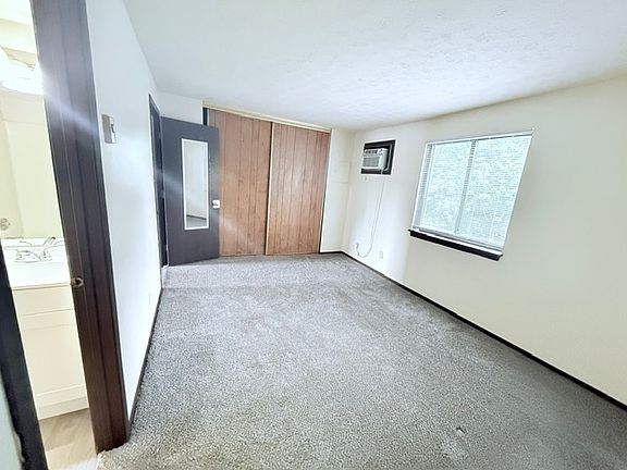 5th image of 2360 E Market St APT 2F