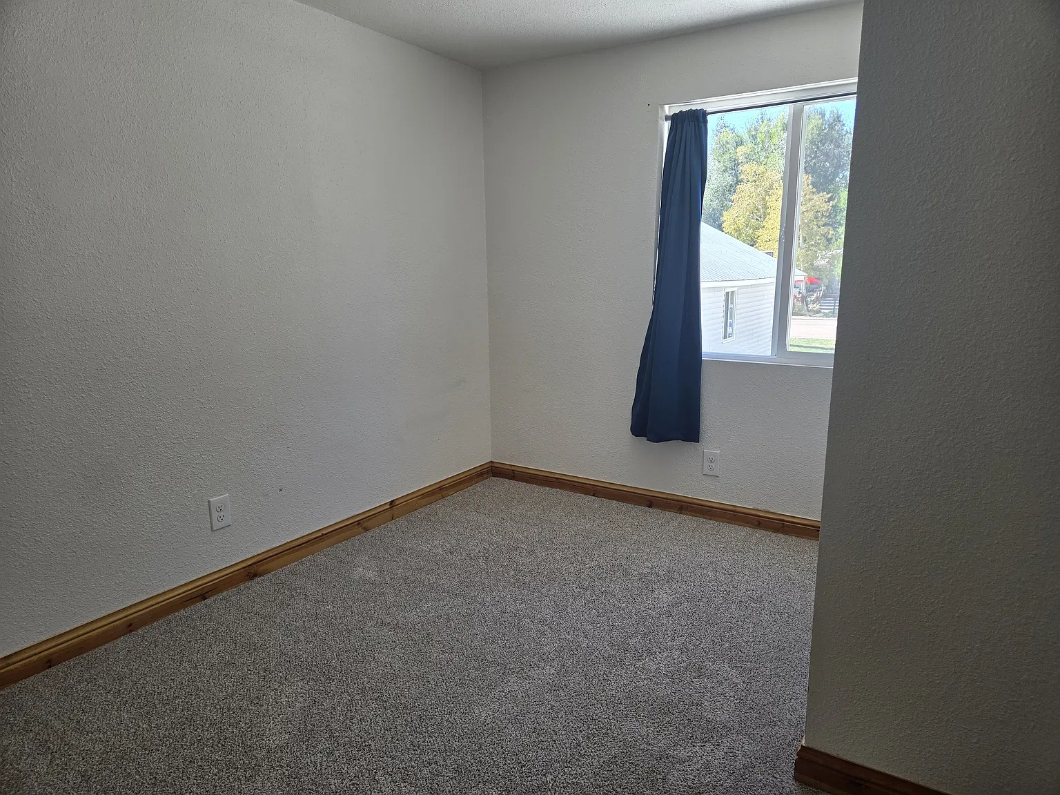 1 bed, 500 sqft, $975 — Photo 2