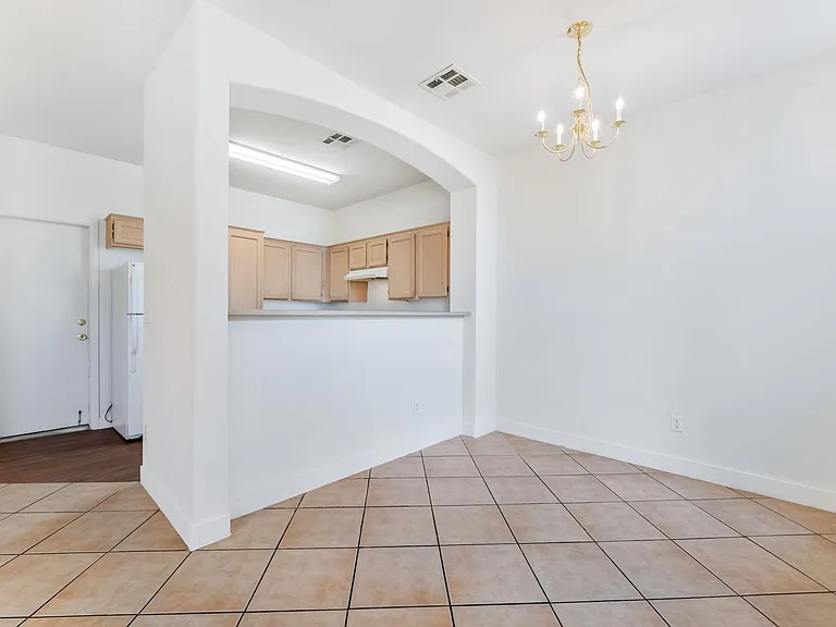 1310 Dusty Creek St — Photo 6