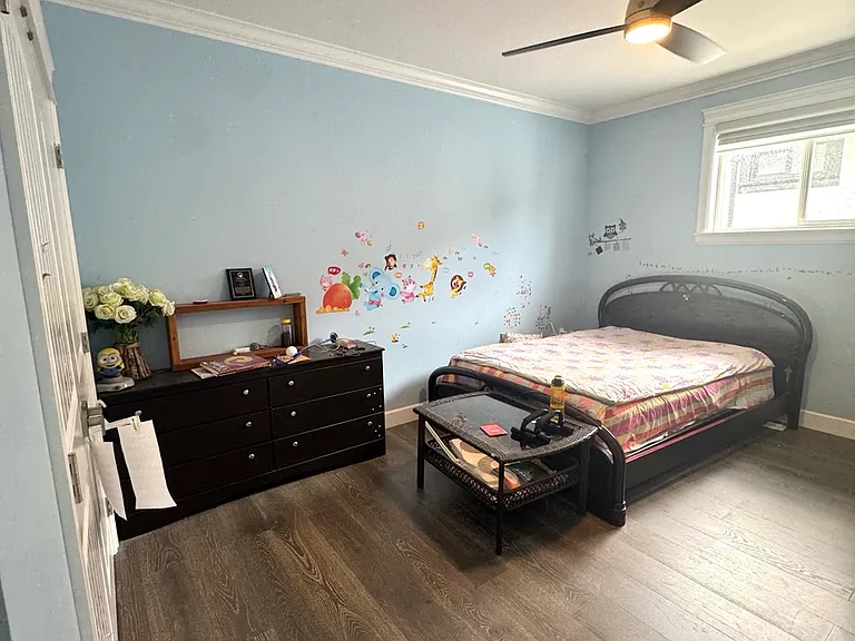 1732 Manning Ave — Photo 7