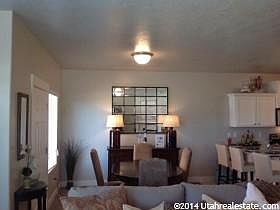 4th image of 1634 N Venetian Way #222
