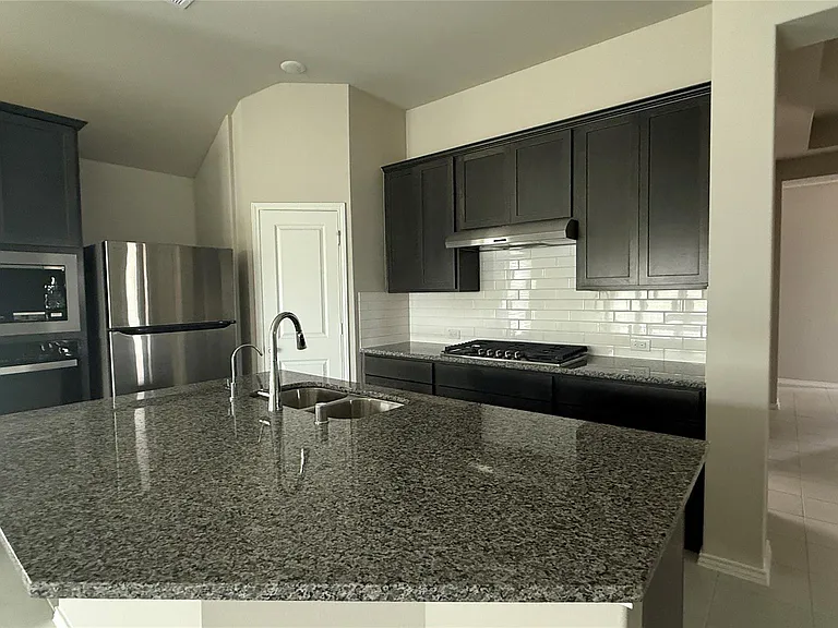 31961 Retama Ranch Ln — Photo 10