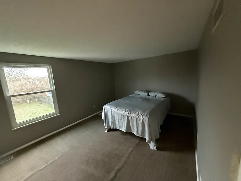 5907 Sundrops Ave — Photo 12