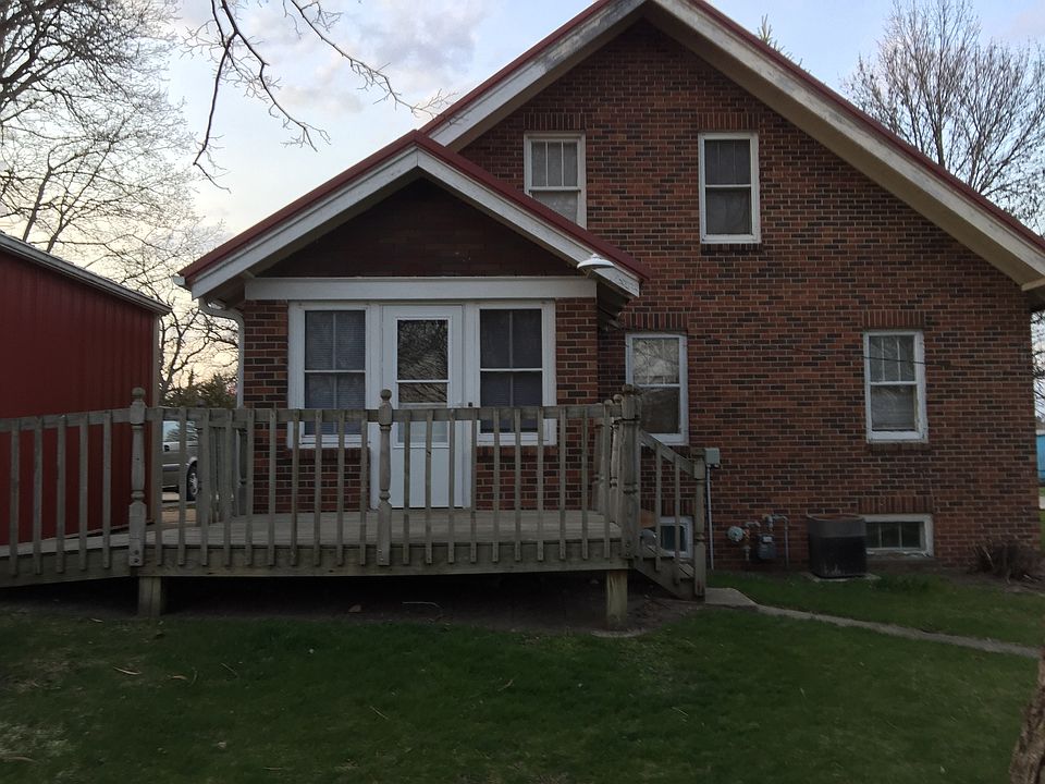 2nd image of 301 1st Ave SW