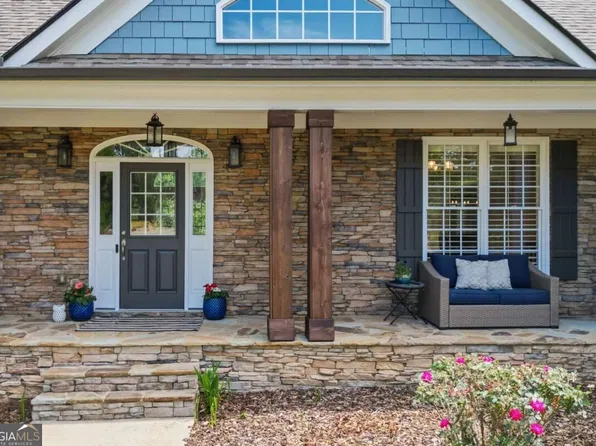 401 Maple Ridge Ct, Cumming, GA 30028