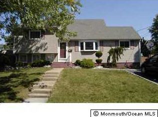 19 Irwin Pl, Hazlet, NJ 07730