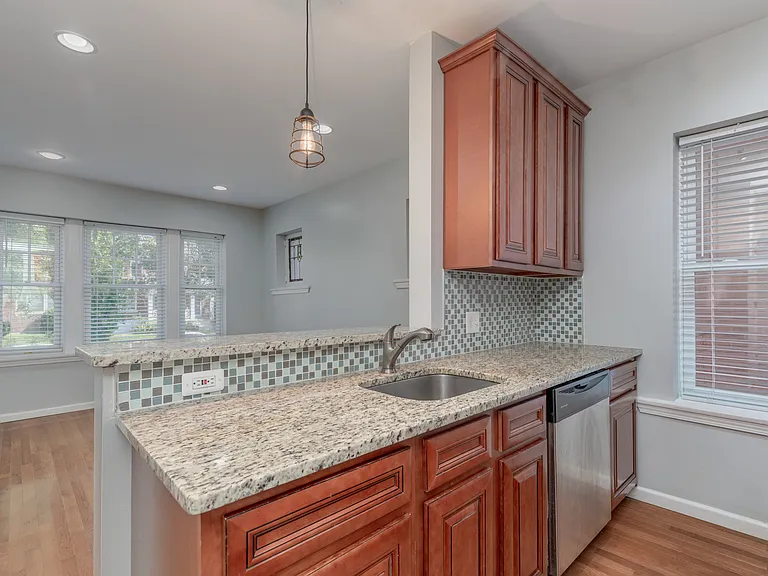 6044 Washington Blvd #1E — Photo 8