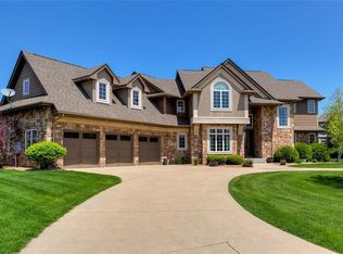 1318 NE 29th St, Ankeny, IA 50021