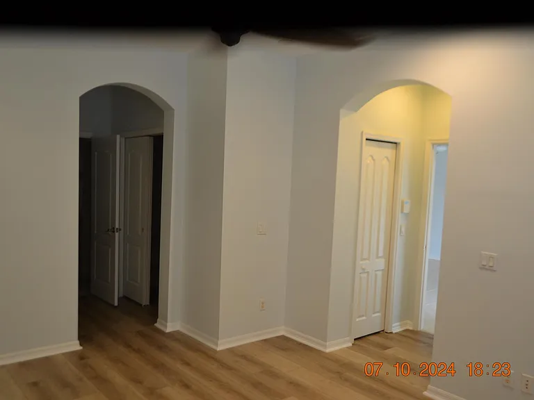 20711 Great Laurel Ave — Photo 4