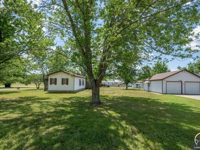 330 E 9th St, Lyndon, KS, 66451