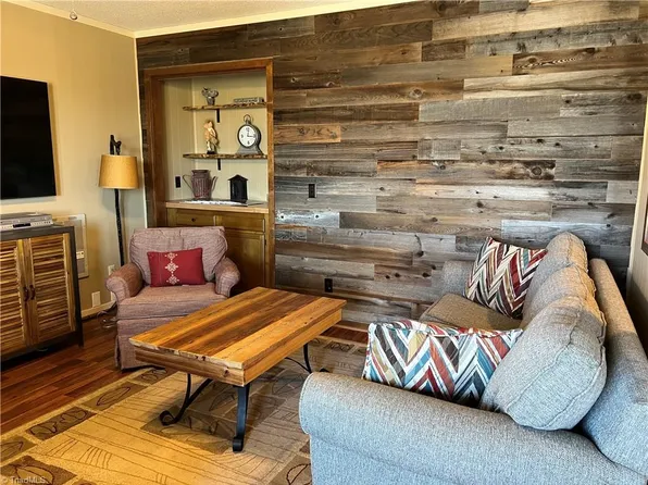 301 Pinnacle Inn Rd Unit 3222, Banner Elk, NC 28604