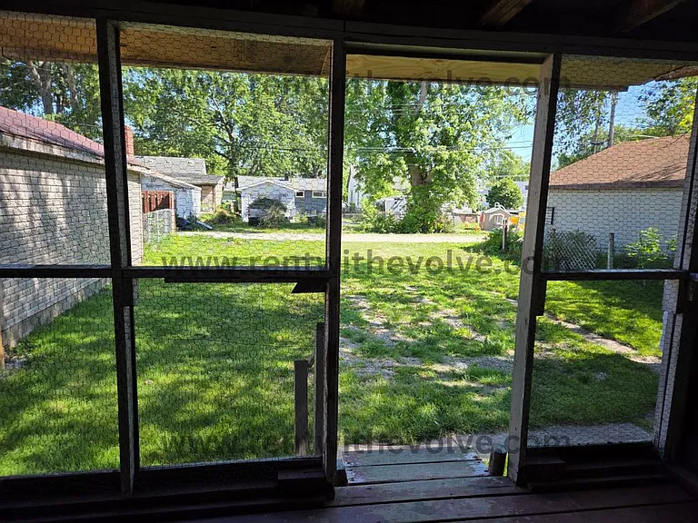 1708 W 11th St — Photo 5