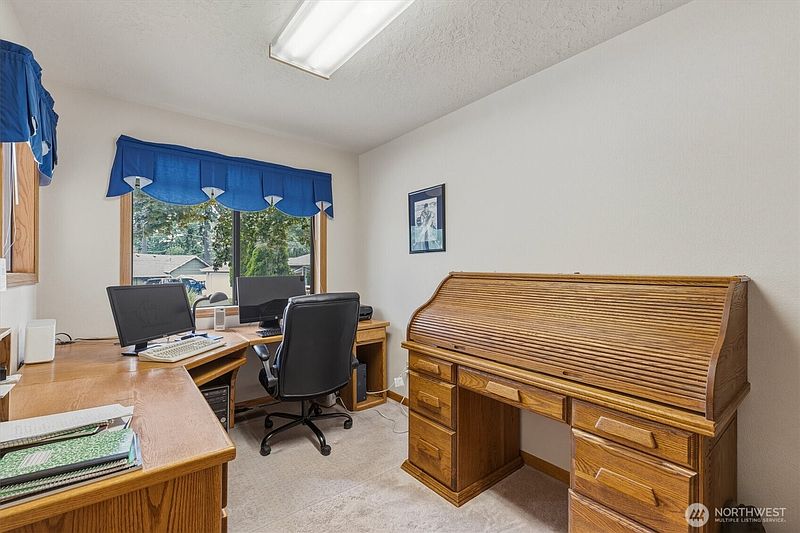 4th image of 299 Cedar Lane