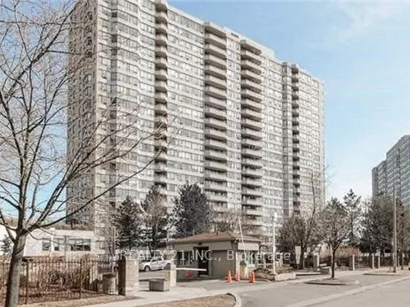 3 Greystone Walk Dr Unit 821, Toronto, ON M1K 5J4