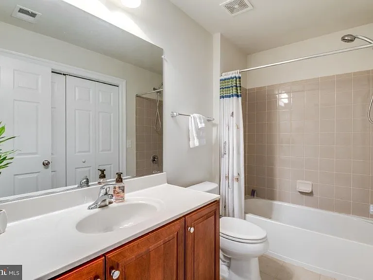 42713 Tunstall Ter — Photo 14