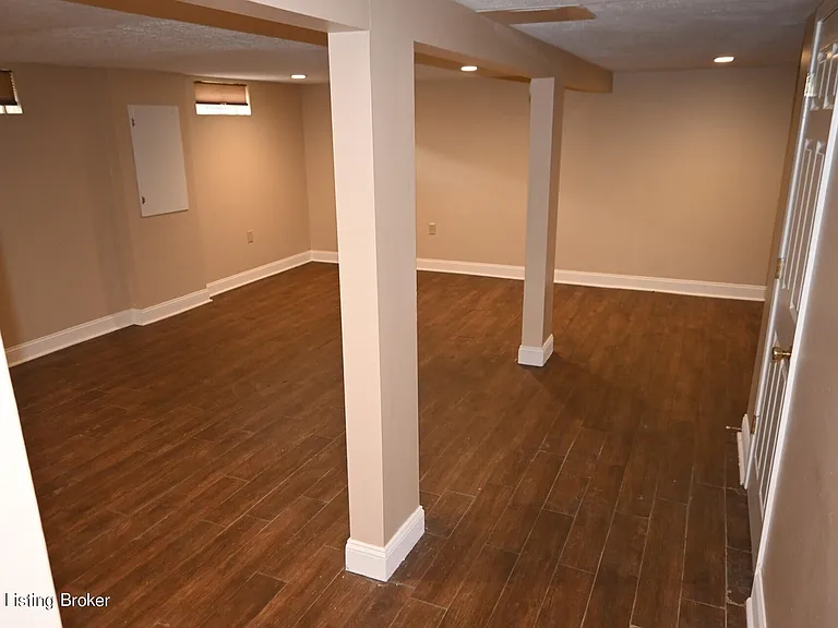 4412 Stony Brook Dr — Photo 5