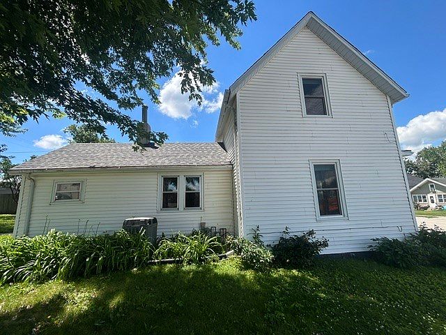 1st image of 712 State St