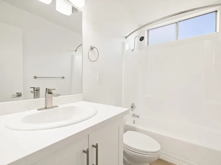 Terre at Mollison — Photo 9