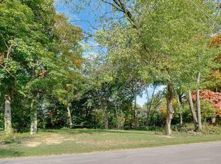 7 N Shore Cir, Forest Lake, MN 55025