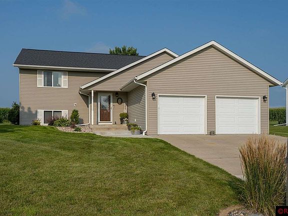 2nd image of 317 Loraine Dr