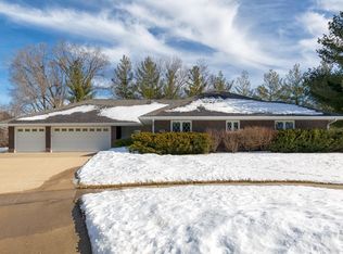 1832 Epping Pl, Waterloo, IA 50701