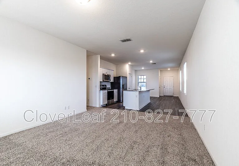 8360 Falcon Mdw — Photo 8
