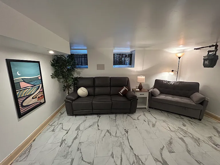 4 S Gilmor St — Photo 11