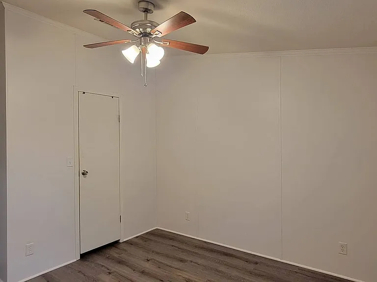 497 Fermin Ln — Photo 18