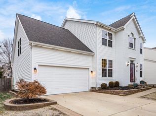 8133 Worthington Crsg Dr, Westerville, OH 43081