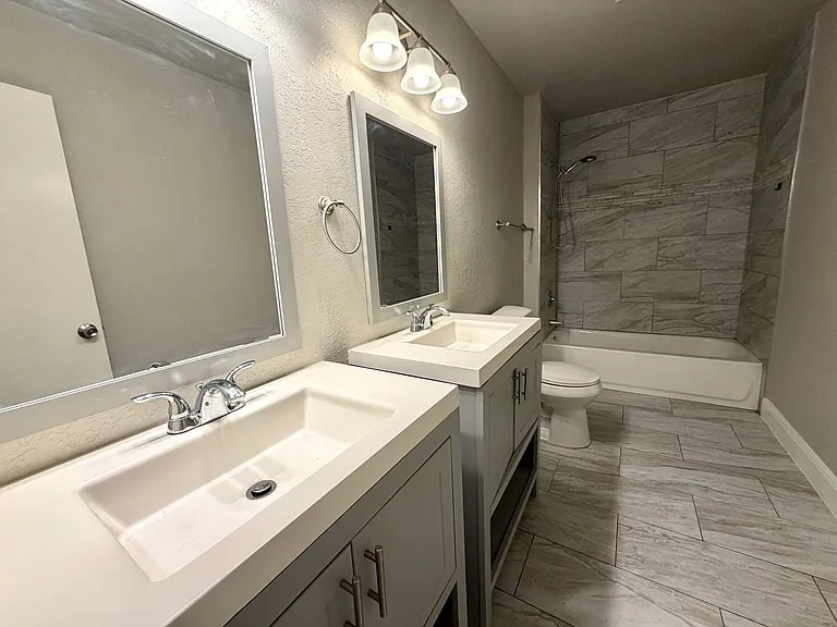 9935 Misty Plain Dr — Photo 13