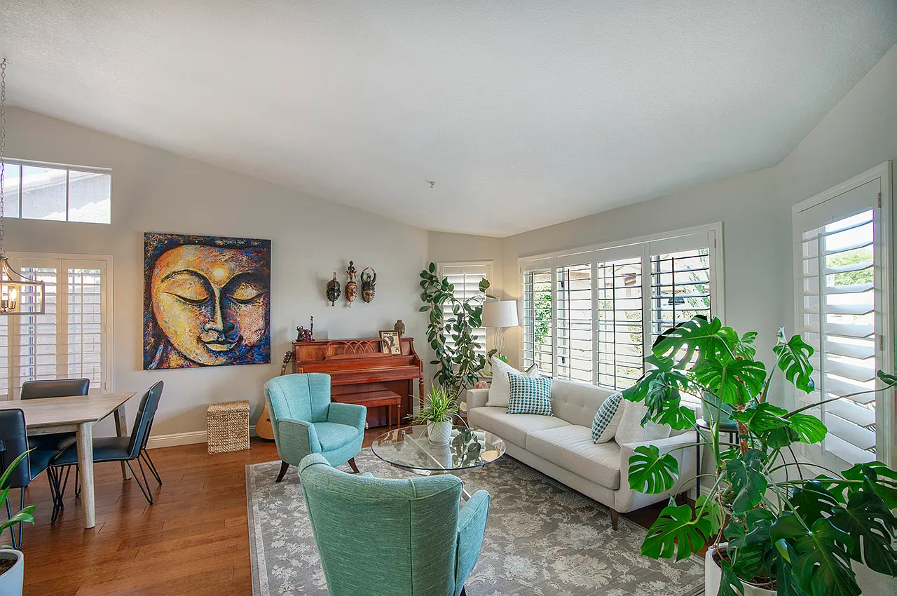 3 bed, 2157 sqft, $4,250 — Photo 2