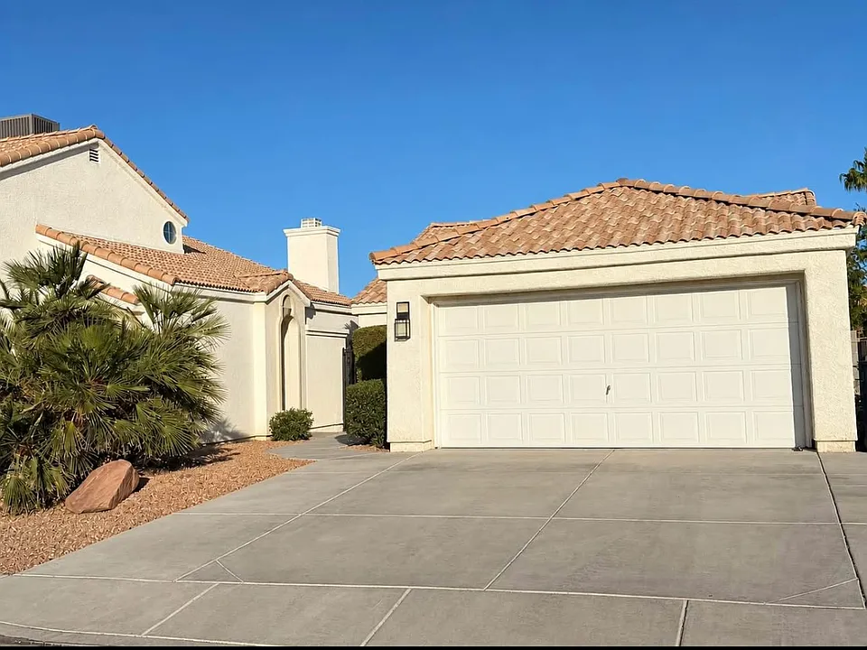 7041 Harbor View Dr