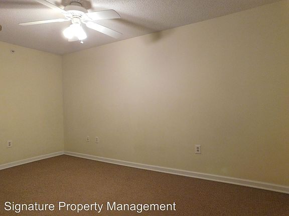 4th image of 650 N Lee Hwy APT 5