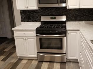 49 Union Ave, Warwick, RI 02889