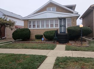 1410 S 21st Ave, Maywood, IL 60153