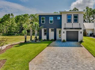 157 Lakeland Dr, Miramar Beach, FL 32550